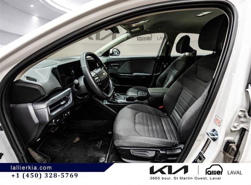 2025 Kia K4 - Image 21