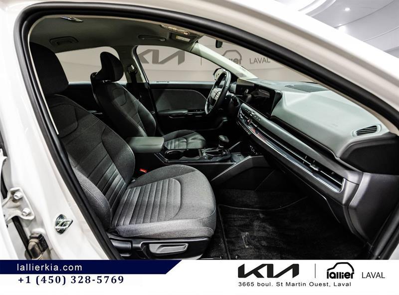 2025 Kia K4 - Image 16