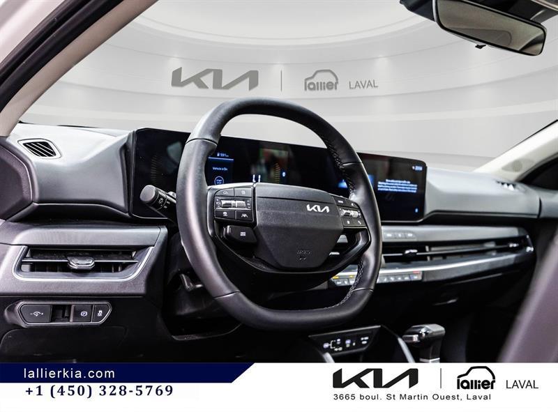 2025 Kia K4 - Image 17