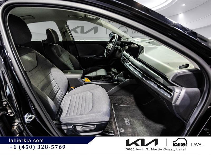 2025 Kia K4 - Image 16