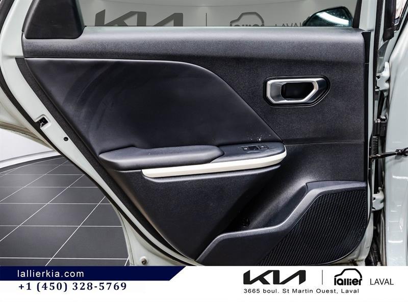 2025 Kia K4 - Image 16