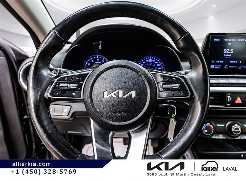 2023 Kia Forte - Image 17