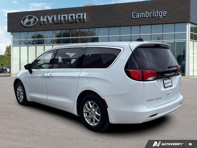 chrysler Grand Caravan 2024 - 3