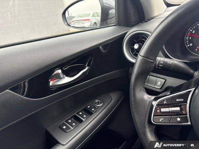 kia Forte 2024 - 20