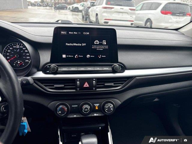 kia Forte 2024 - 22