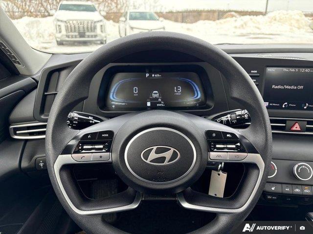 hyundai Elantra 2024 - 17