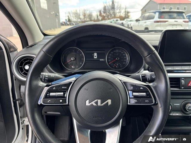 kia Forte 2024 - 17