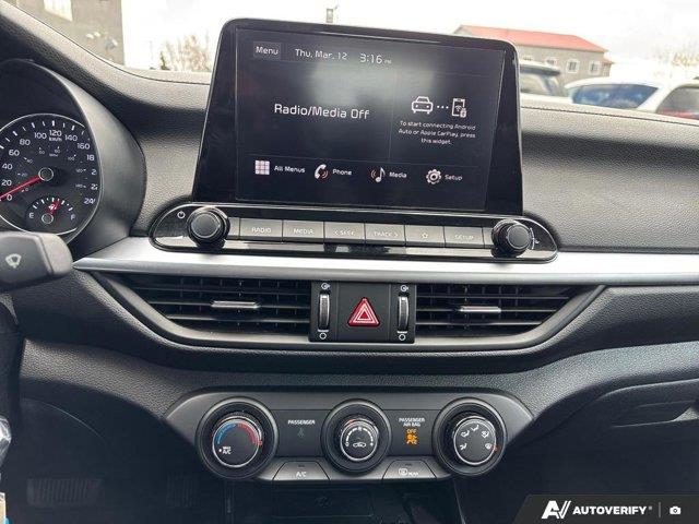kia Forte 2024 - 22
