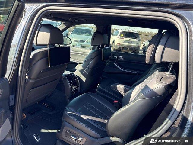 bmw X7 2021 - 26
