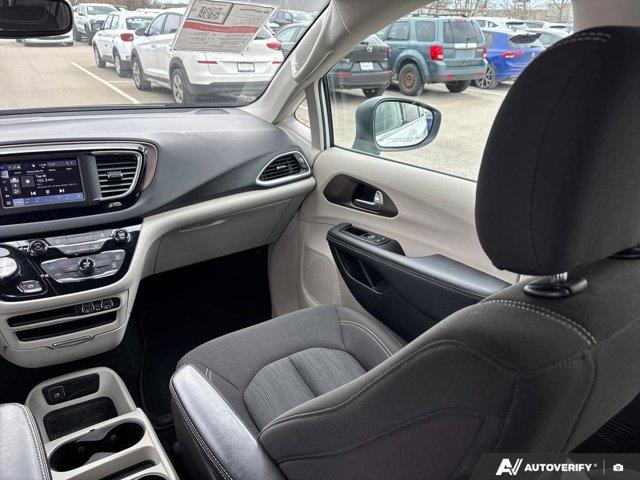 chrysler Grand Caravan 2024 - 28