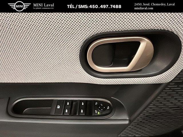 mini 5 Portes 2025 - 11