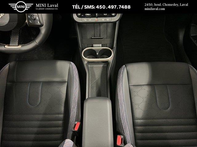 mini 3 Portes 2025 - 16