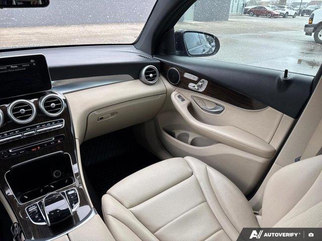 mercedes-benz GLC 300 2019 - 28