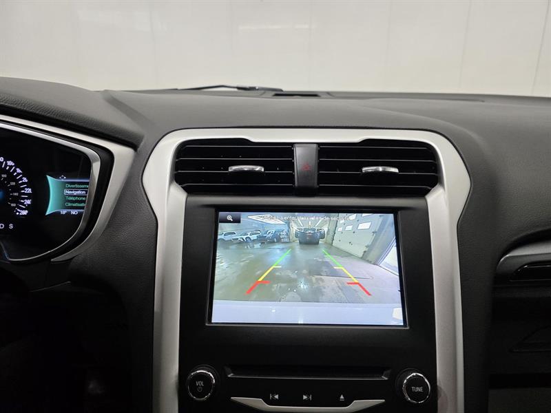 ford Fusion 2015 - 18