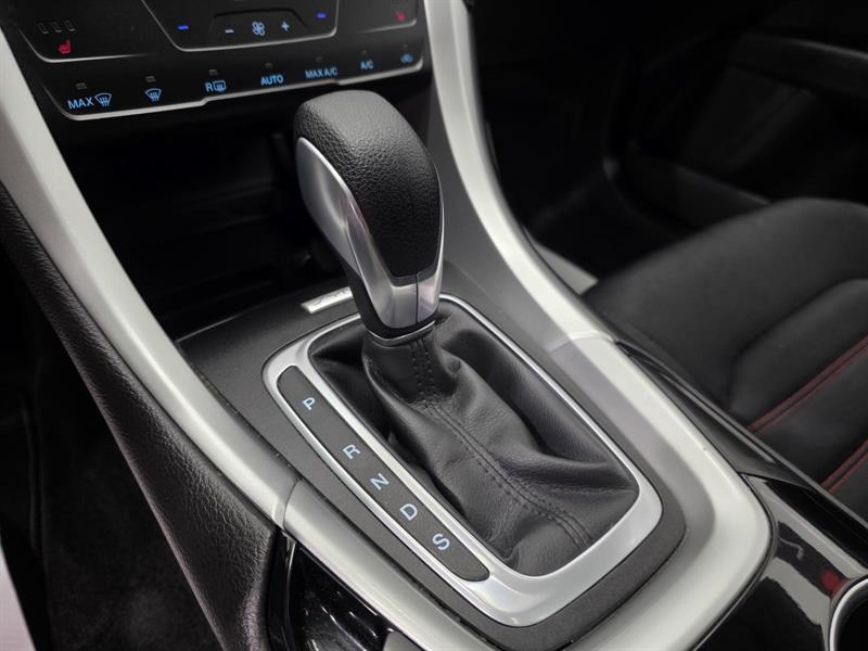ford Fusion 2015 - 20
