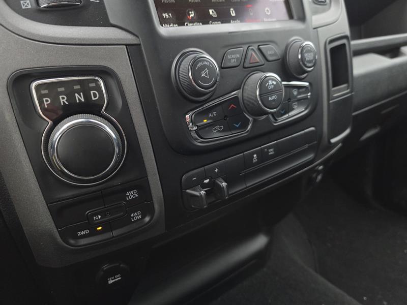 ram 1500 Classic 2021 - 12