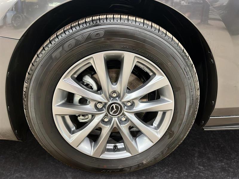 mazda Mazda3 2025 - 8