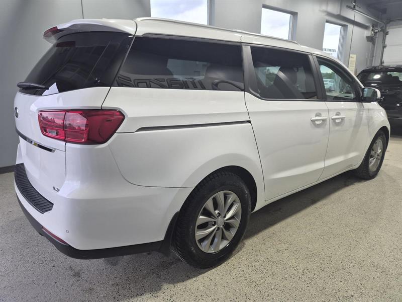 kia Sedona 2021 - 5