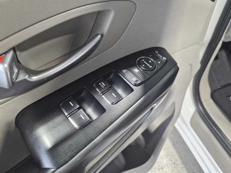 kia Sedona 2021 - 13