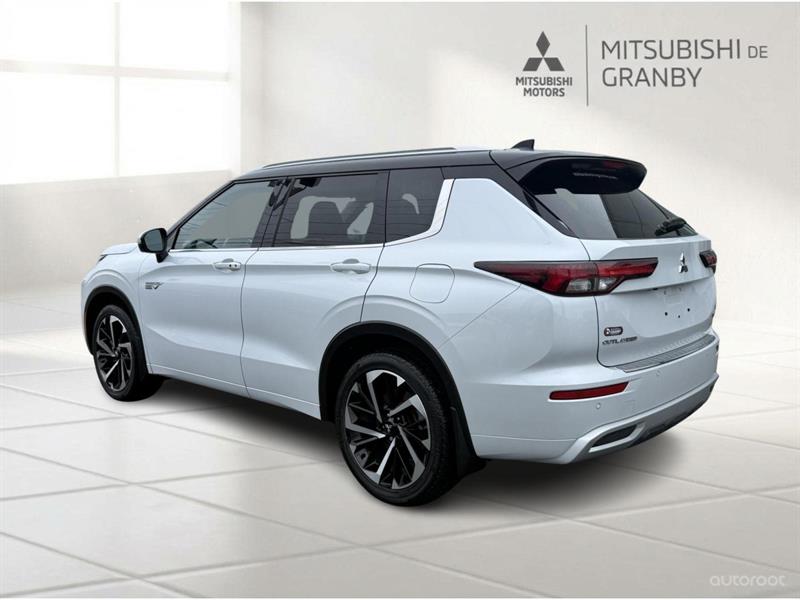 mitsubishi Outlander 2024 - 8