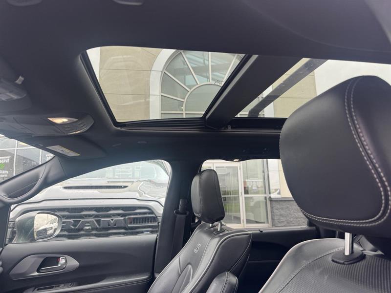 chrysler Pacifica 2020 - 9
