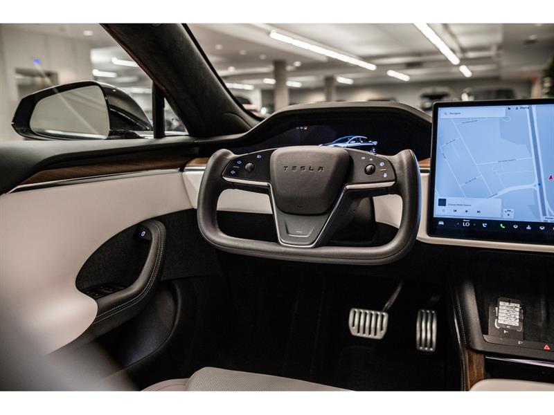tesla Model S 2022 - 27