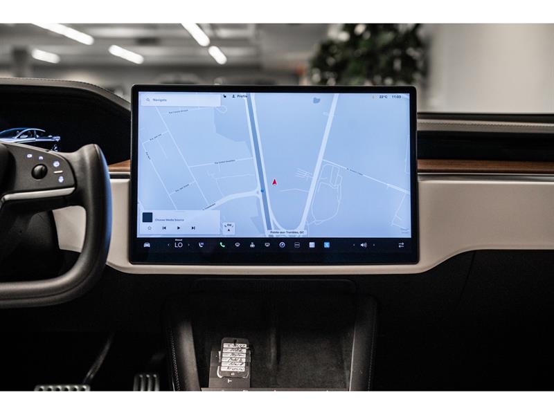 tesla Model S 2022 - 28