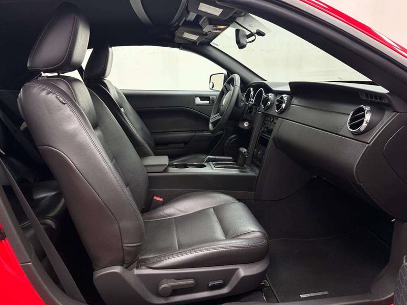 ford Mustang 2009 - 25