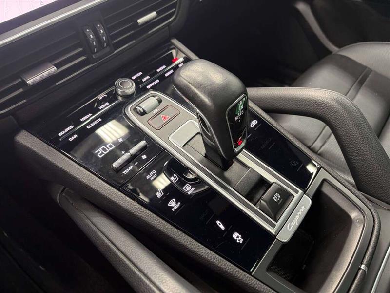 porsche Cayenne 2022 - 28