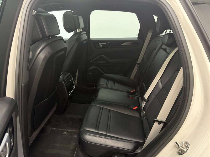 porsche Cayenne 2022 - 30