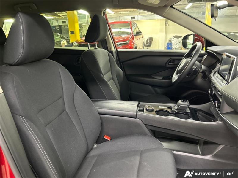 nissan Rogue 2024 - 25
