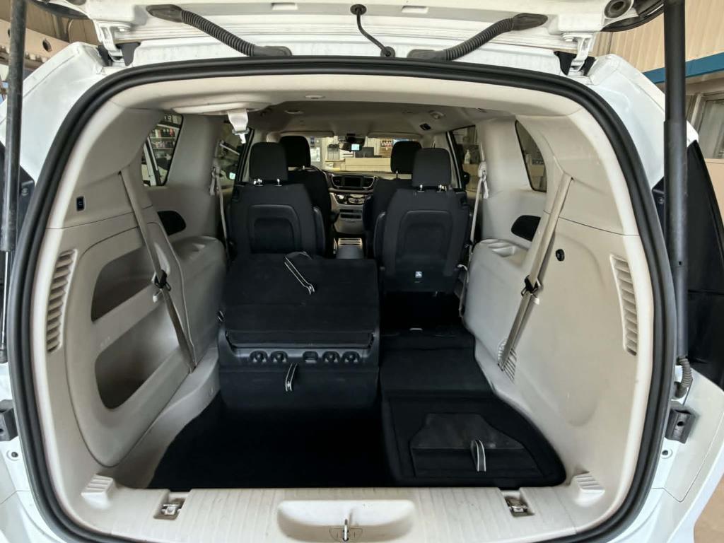 chrysler Grand Caravan 2024 - 3