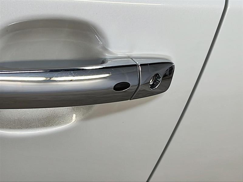 nissan LEAF 2024 - 25
