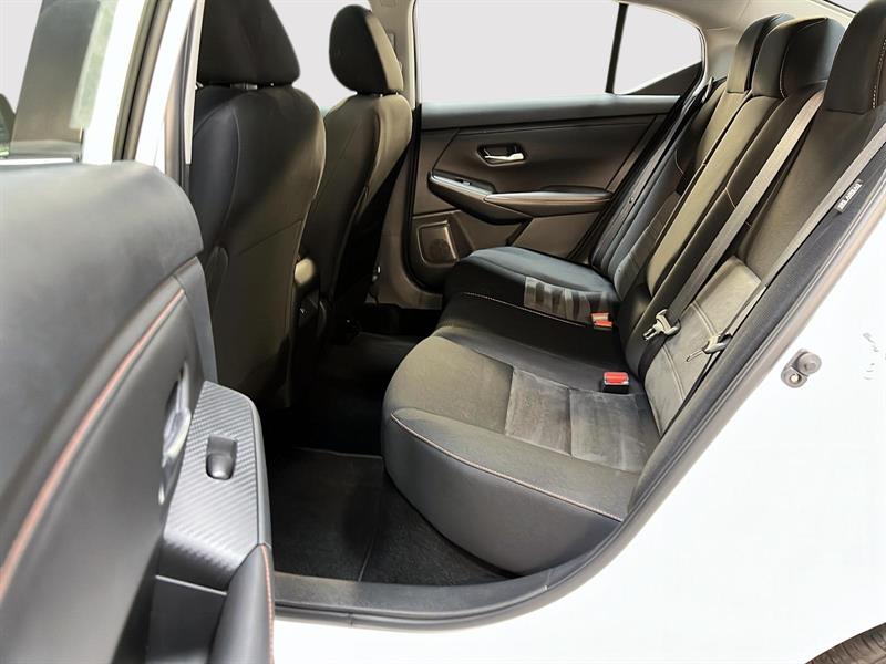 nissan Sentra 2023 - 9
