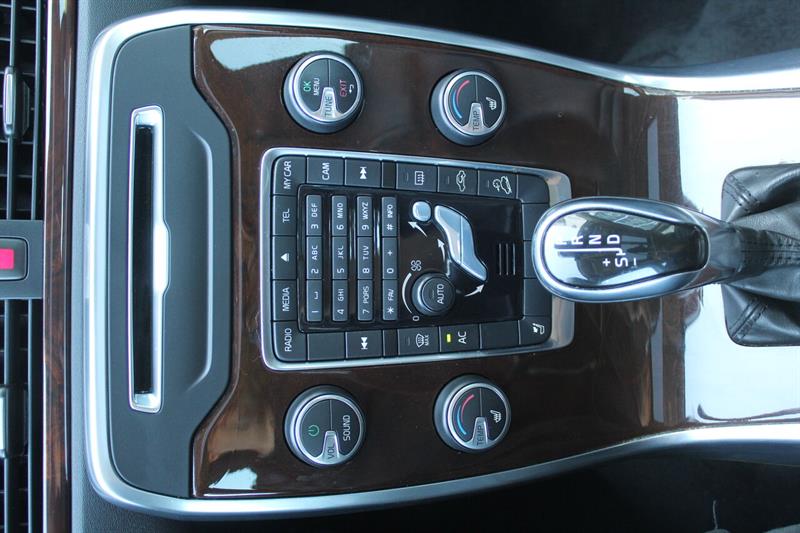 volvo XC70 2014 - 16
