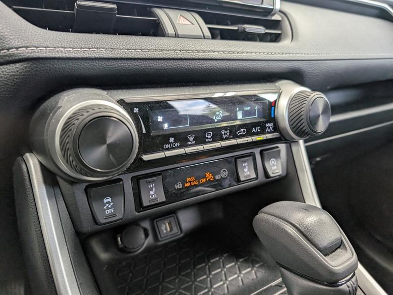 toyota RAV4 2025 - 18