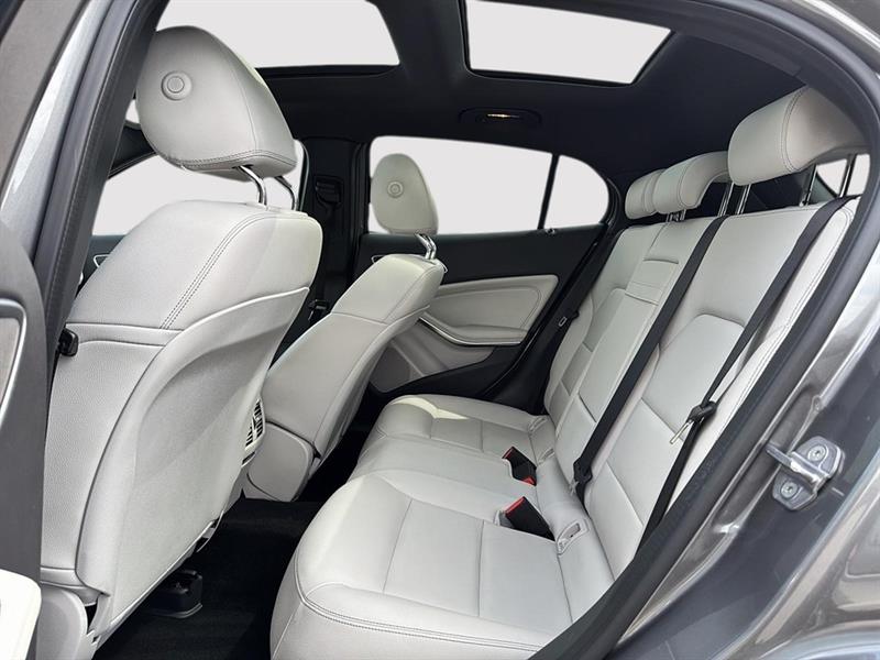 mercedes-benz GLA 250 2020 - 19