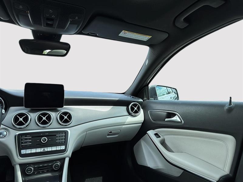 mercedes-benz GLA 250 2020 - 23
