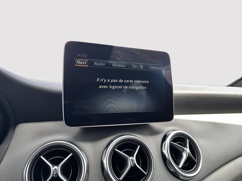 mercedes-benz GLA 250 2020 - 29