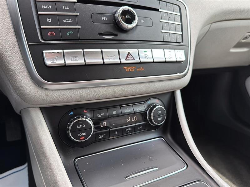 mercedes-benz GLA 250 2020 - 35