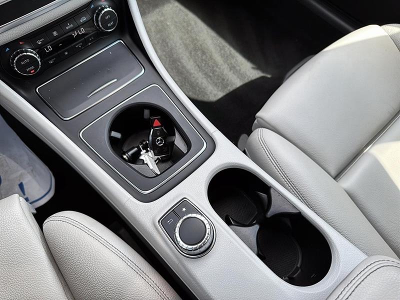 mercedes-benz GLA 250 2020 - 36