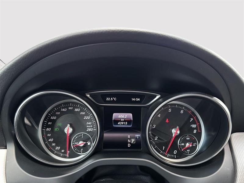 mercedes-benz GLA 250 2020 - 37