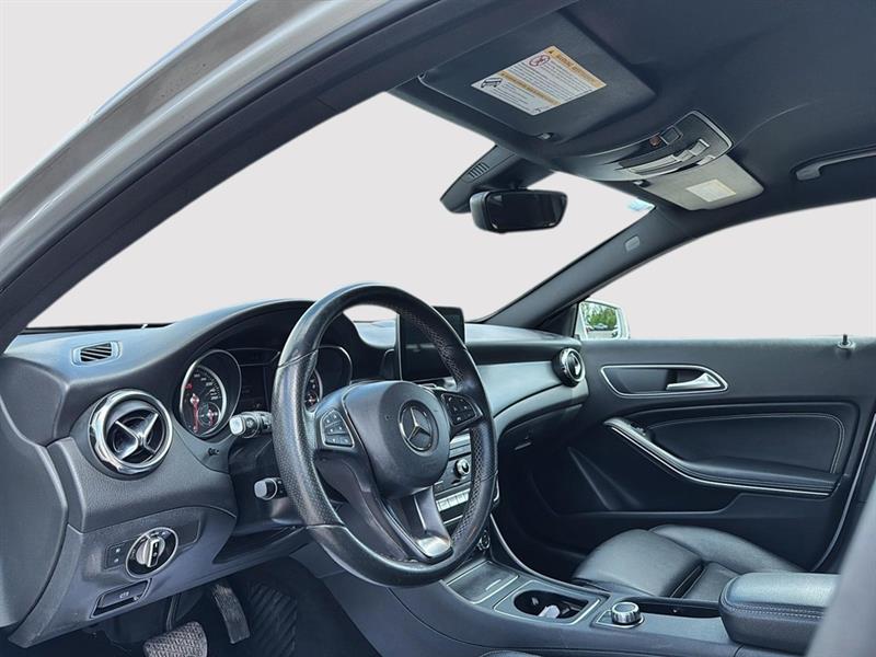 mercedes-benz GLA 250 2018 - 14