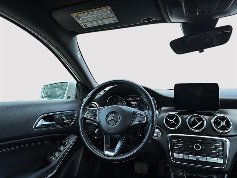 mercedes-benz GLA 250 2018 - 19