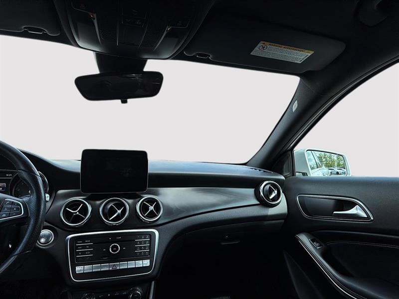 mercedes-benz GLA 250 2018 - 22