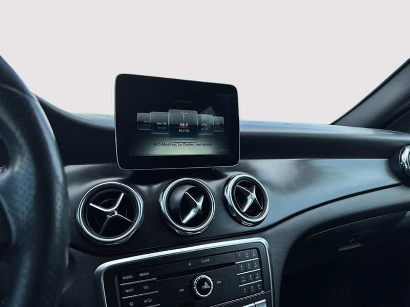 mercedes-benz GLA 250 2018 - 26