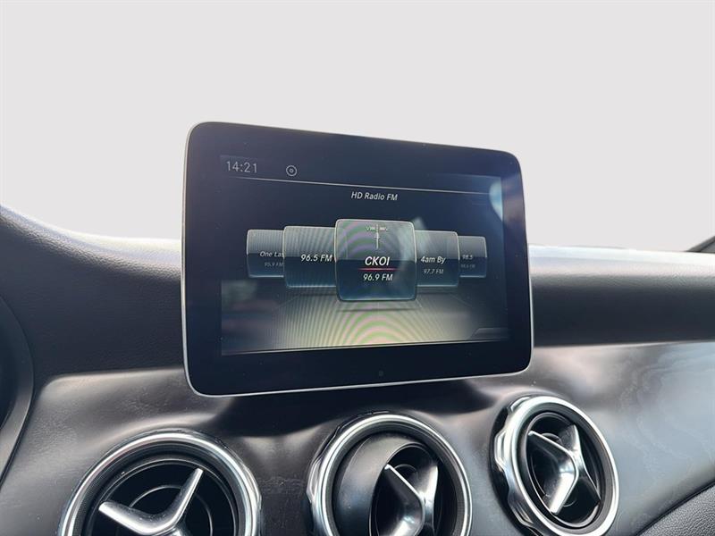 mercedes-benz GLA 250 2018 - 27