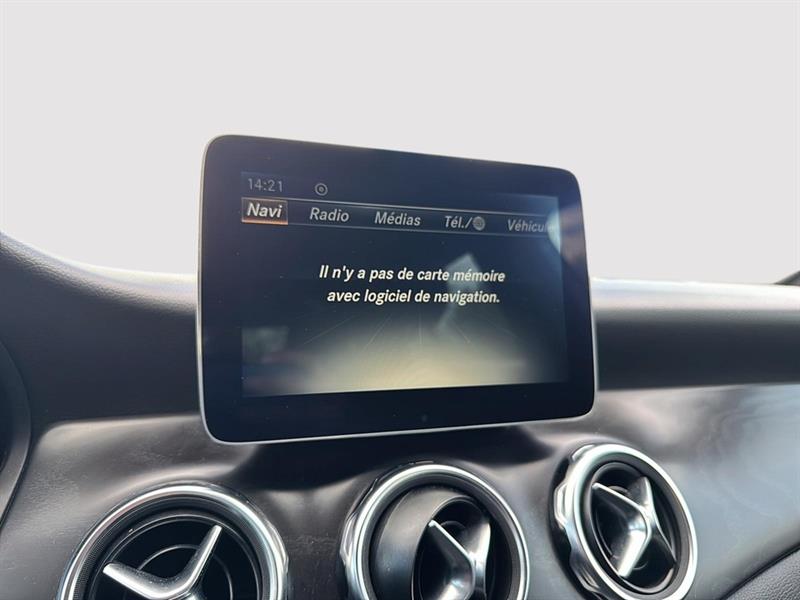 mercedes-benz GLA 250 2018 - 28