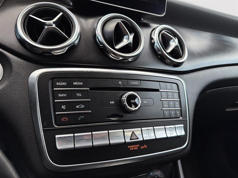 mercedes-benz GLA 250 2018 - 32