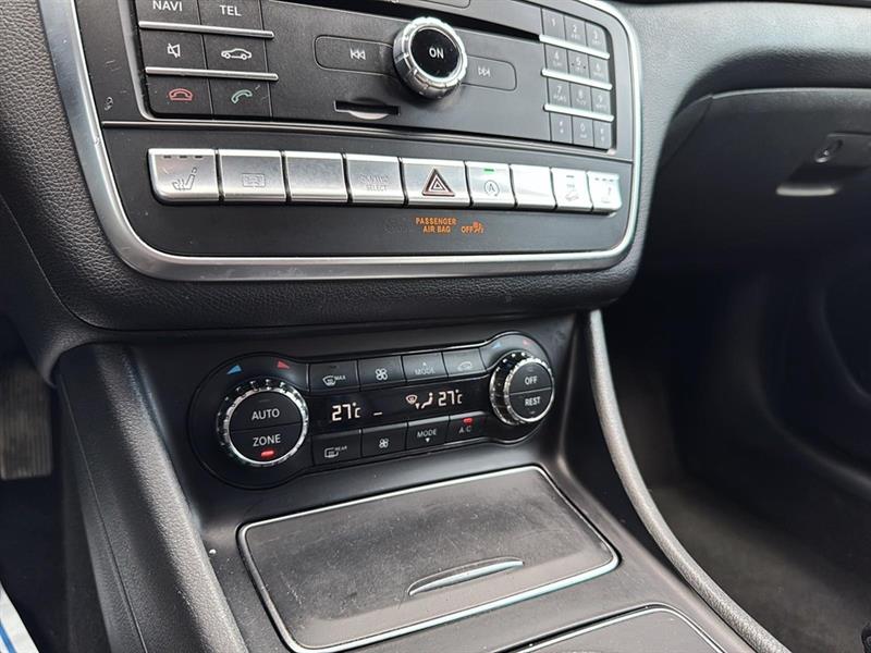 mercedes-benz GLA 250 2018 - 33